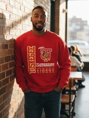 Vintage-Style Tuskegee University Golden Tigers Crewneck Sweatshirt - 2XL